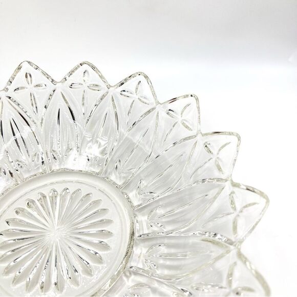 Vintage Federal Cut Glass Dish Bowl Sun Flower Sunflower Petal Starburst Pattern - Picture 4 of 10